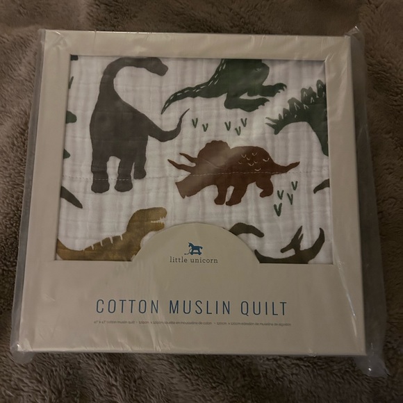 Little Unicorn Cotton Muslin Quilt Dinosaurs🦕🦖 - Picture 1 of 3